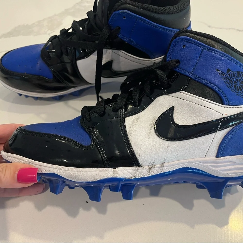 Jordan Mens Blue Black White football cleats